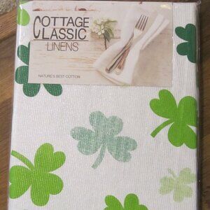 NWT/Shamrock Table Cloth ~ 60" x 84" Oval ~ BRAND NEW, SEALED ~ Not Vinyl, Mater